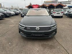 Grau Gebraucht 2015 VW Passat Highline Kombi | 11.900 € (Fairer Preis)