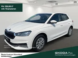 Weiß Gebraucht 2022 Skoda Fabia Active Limousine | 13.240 € (Guter Preis)