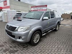 Silber Gebraucht 2016 Toyota HiLux Life Abholung | 16.299 € (Fairer Preis)