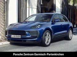 Enzianblaumetallic Gebraucht 2022 Porsche Macan SUV | 69.990 € (Fairer Preis)