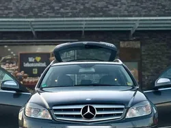 Grau Gebraucht 2008 Mercedes 220 Kombi | 4.650 €