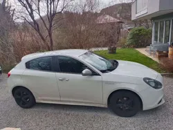 Weiß Gebraucht 2012 Alfa Romeo Giulietta Kleinwagen | 5.500 € (Guter Preis)