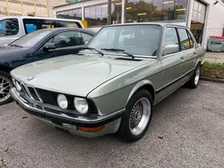 Grau Gebraucht 1984 BMW 525 Limousine | 5.900 €
