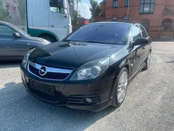 Schwarz Gebraucht 2007 Opel Vectra OPC Limousine | 2.350 € (Superpreis)