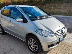 Silber Gebraucht 2007 Mercedes A150 Elegance Van / Kleinbus | 2.000 € (Superpreis)