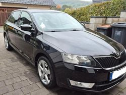 Schwarz Gebraucht 2014 Skoda Rapid Elegance Limousine | 6.700 € (Guter Preis)