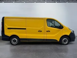 Gelb Gebraucht 2018 Renault Trafic Van | 9.400 € (Superpreis)