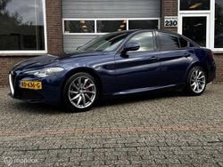 Blau Gebraucht 2017 Alfa Romeo Giulia Limousine | 9.950 € (Superpreis)