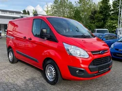 Rot Gebraucht 2016 Ford Transit Custom Trend Van / Kleinbus | 10.990 €