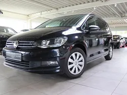 Schwarz Gebraucht 2018 VW Touran Comfortline Van / Kleinbus | 17.990 € (Fairer Preis)