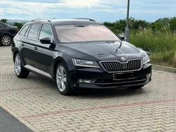Schwarz Gebraucht 2016 Skoda Superb Kombi | 12.200 € (Guter Preis)