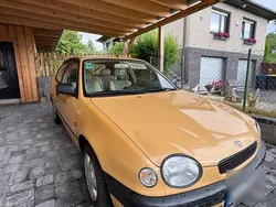 Beige Gebraucht 1997 Toyota Corolla Limousine | 3.900 €