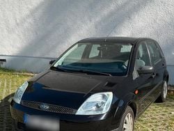 Schwarz Gebraucht 2002 Ford Fiesta Kleinwagen | 800 € (Guter Preis)