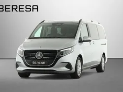 Hightechsilber Gebraucht 2024 Mercedes V250 Style Van / Kleinbus | 65.980 €