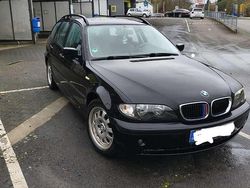 Schwarz Gebraucht 2004 BMW 320 Kombi | 1.850 € (Guter Preis)