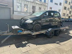 Schwarz Gebraucht 2005 VW Fox Kleinwagen | 1.111 €