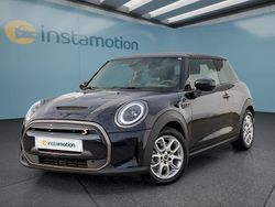 Schwarz Gebraucht 2023 Mini Cooper Kleinwagen | 21.349 € (Etwas zu teuer)