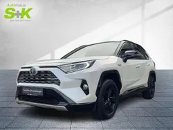 Novaweiß perleffekt / dach sch Gebraucht 2019 Toyota RAV4 Hybrid Style SUV | 31.900 € (Etwas zu teuer)