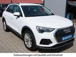 Weiß Gebraucht 2022 Audi Q3 SUV | 29.900 € (Guter Preis)