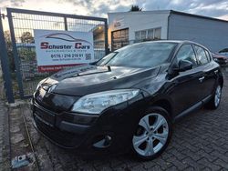 Schwarz Gebraucht 2011 Renault Mégane III Dynamique Limousine | 5.500 € (Fairer Preis)