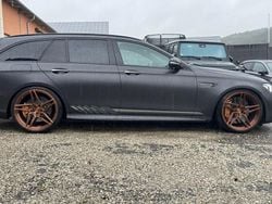 Grau Gebraucht 2023 Mercedes E63 AMG AMG Kombi | 155.990 €