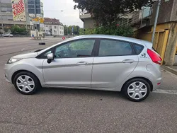 Silber Gebraucht 2010 Ford Fiesta Trend Kleinwagen | 4.900 € (Fairer Preis)