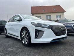 Weiß Gebraucht 2016 Hyundai Ioniq Premium Kleinwagen | 12.990 € (Fairer Preis)