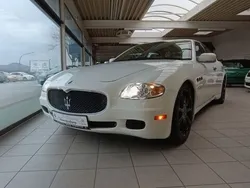Weiß Gebraucht 2007 Maserati Quattroporte Limousine | 20.990 € (Fairer Preis)