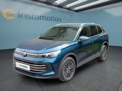 Blau Gebraucht 2024 VW Tiguan SUV | 44.949 € (Superpreis)