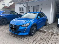 Blau Gebraucht 2020 Peugeot e-208 Allure Kleinwagen | 13.333 € (Fairer Preis)