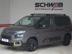 Grau Gebraucht 2021 Citroën Berlingo Rip Curl Van / Kleinbus | 17.500 € (Guter Preis)