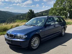 Blau Gebraucht 2004 BMW 330 Sport Line Kombi | 4.450 € (Superpreis)