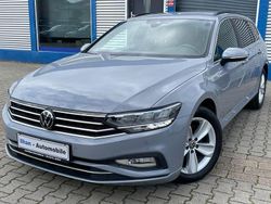 Grau Gebraucht 2023 VW Passat Business Kombi | 22.850 € (Fairer Preis)
