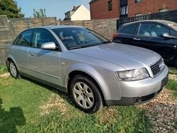Silber Gebraucht 2002 Audi A4 Sport Limousine | 2.499 € (Fairer Preis)