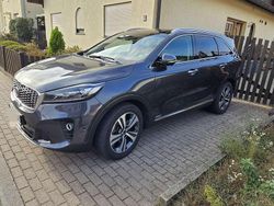 Grau Gebraucht 2020 Kia Sorento SUV | 29.999 € (Guter Preis)