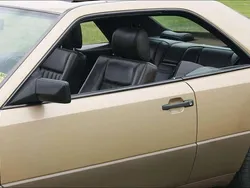 Gold Gebraucht 1988 Mercedes 230 Coupé | 19.000 €