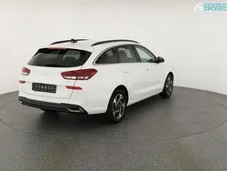Atlas white Gebraucht 2024 Hyundai i30 Style Kombi | 21.295 € (Fairer Preis)
