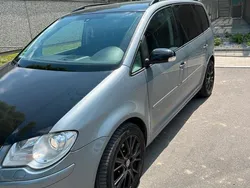 Blau Gebraucht 2008 VW Touran United Van / Kleinbus | 4.000 € (Fairer Preis)