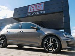 Grau Gebraucht 2016 VW Golf VII GTD Limousine | 14.990 € (Fairer Preis)