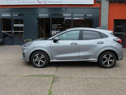 Silber Neu 2025 Ford Puma ST-Line SUV | 25.990 € (Guter Preis)