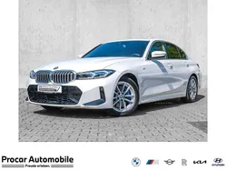 Weiß Gebraucht 2024 BMW 330 M Sport Limousine | 44.800 € (Etwas zu teuer)