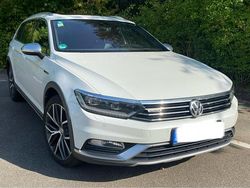 Weiß Gebraucht 2016 VW Passat Alltrack Kombi | 19.490 € (Etwas zu teuer)