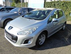 Silber Gebraucht 2011 Peugeot 308 Active Limousine | 5.200 € (Fairer Preis)