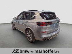 Grau (dravitgrau metallic) Gebraucht 2025 BMW X5 M Sport SUV | 93.900 € (Fairer Preis)