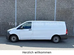 Weiß Gebraucht 2017 Mercedes Vito Van / Kleinbus | 7.980 €