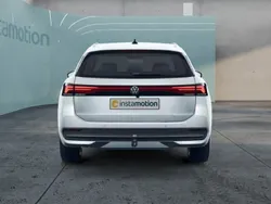Silber Gebraucht 2024 VW Passat Business Kombi | 38.850 €