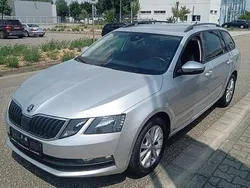 Silber Gebraucht 2020 Skoda Octavia G-TEC Active Kombi | 16.000 € (Fairer Preis)