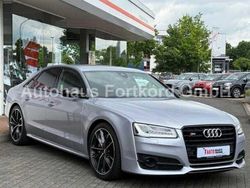 Silber Gebraucht 2017 Audi A8 Comfort Limousine | 44.980 €