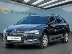 Schwarz Gebraucht 2022 Skoda Superb Kombi | 24.299 € (Guter Preis)