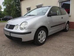 Silber Gebraucht 2002 VW Polo Kleinwagen | 2.300 € (Teuer)